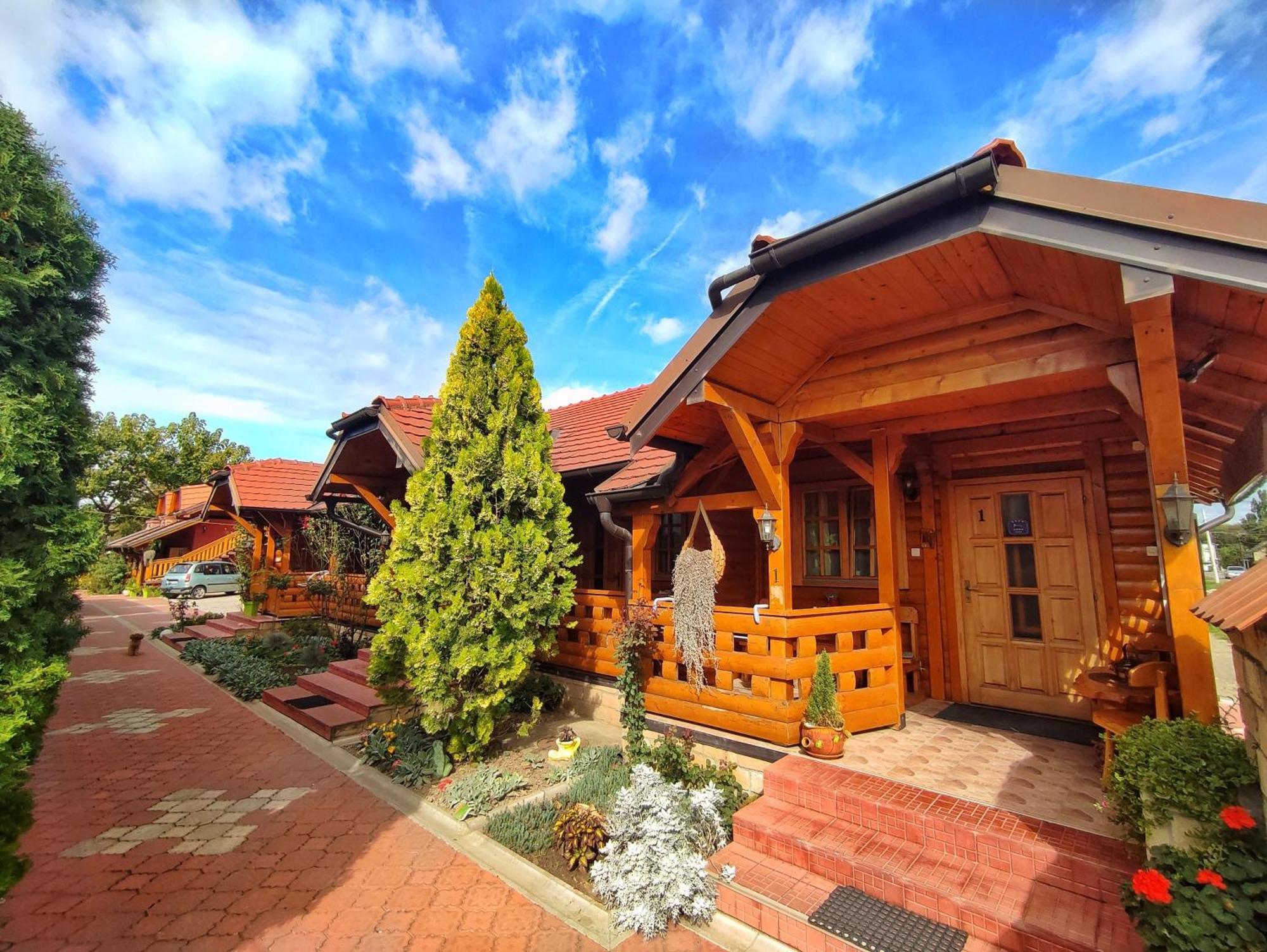 Eko Apartmani Backi Petrovac Ngoại thất bức ảnh