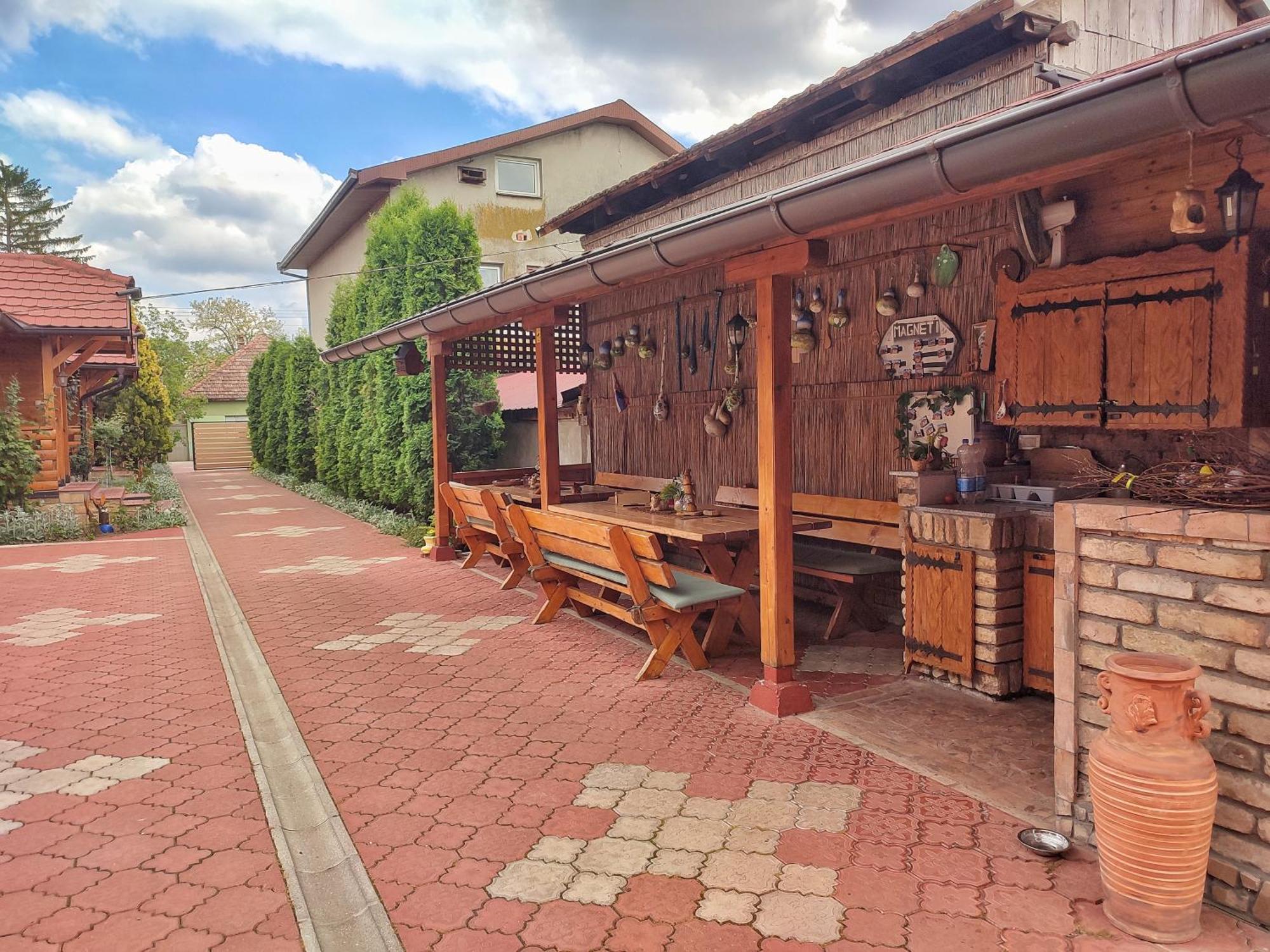 Eko Apartmani Backi Petrovac Ngoại thất bức ảnh